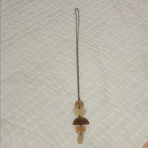 Elegant Brown and Cream Pendant Necklace